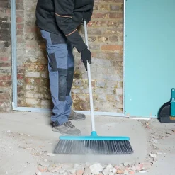 Balai brosse pour travaux intensifs poils rigide GoodHome bleu L.30 cm