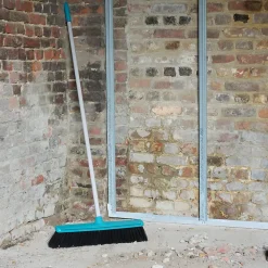 Balai brosse pour travaux intensifs poils rigide GoodHome bleu L.30 cm