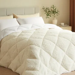 CASABEL Couette Sherpa 220x240 cm 450 gsm Reversible Face Sherpa ou Microfibre Respirante Thermoregulative Lavable