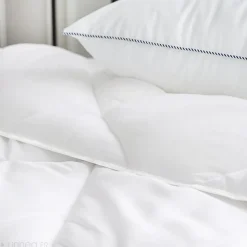 Couette 4 saisons 140x200 cm COCOON garnissage fibre polyester 500g/m2