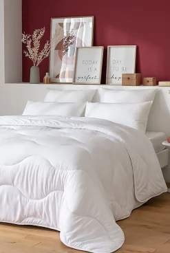 Couette chaude 240 x 260 cm polyester microfibre blanc 400g/m²