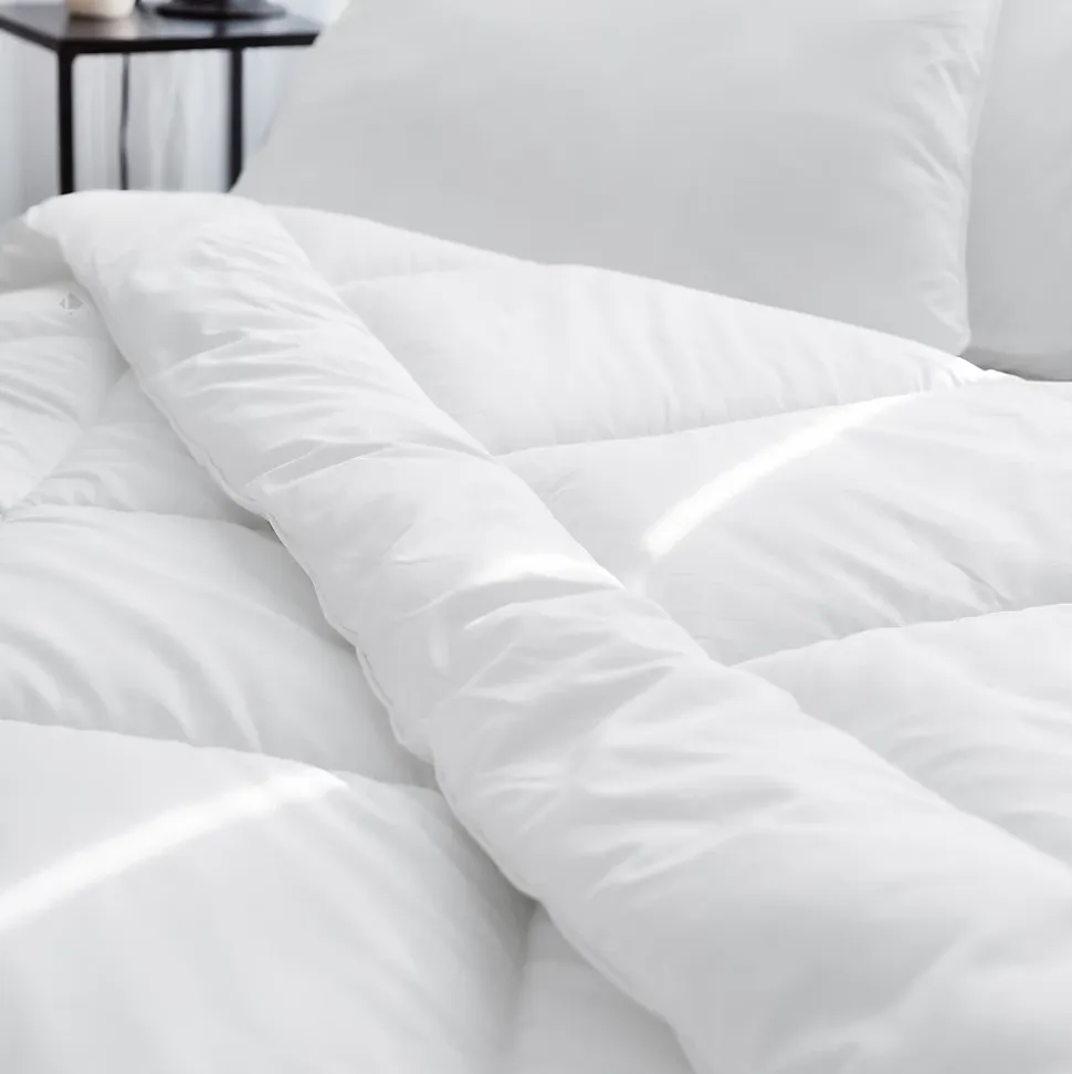 Couette hiver 140x200 cm CASTOR garnissage fibre polyester 400g/m2