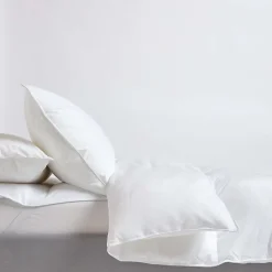 Couette hiver 150x200 cm en Microfibre 13.5 Tog - HOMESCAPES