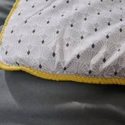 Couette Imprimée Chaude 220x240cm GRAPHIQUE