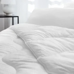 Couette été 200x200 cm CARESSE garnissage polyester 180g/m2