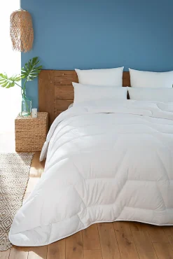 Couette tempérée 140 x 200 cm coton blanc