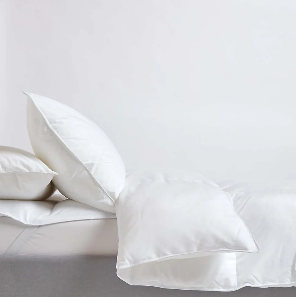 Couette tempérée 260 x 220 cm en microfibre 10.5 Tog - HOMESCAPES