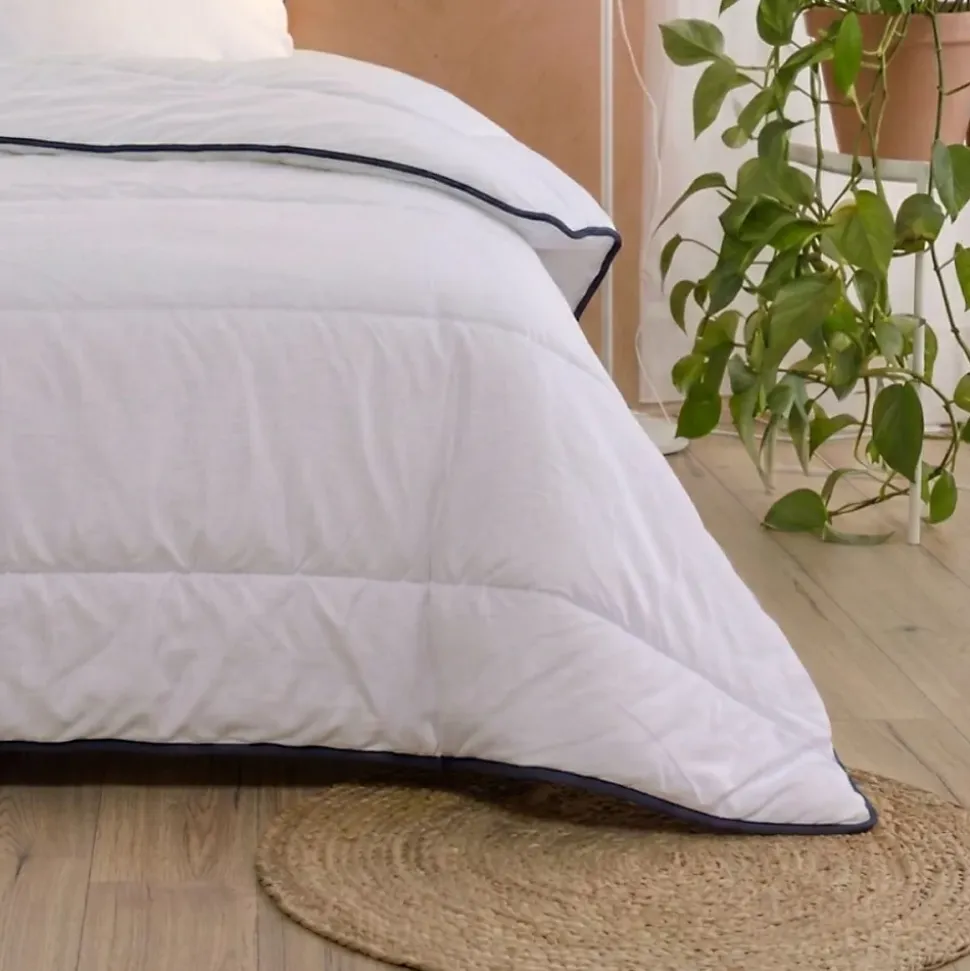 Couette Tempérée 140x200cm Garnissage 300g/m2
