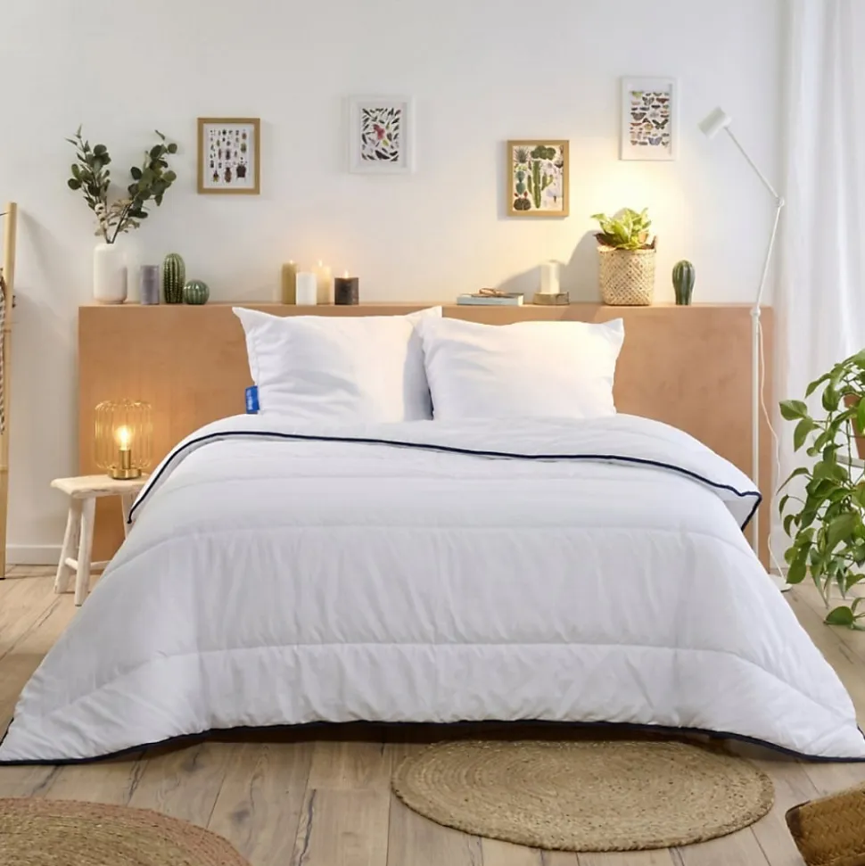 Couette Tempérée 200x200cm Garnissage 300g/m2