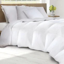 Couette 220x240 CM AELA en plume d'oie anti acarien 500 gr + 2 oreillers