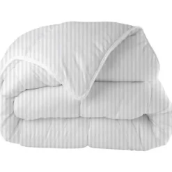 Couette 240x260 cm BLANREVE PRESTIGE Multiprotection - 100% Polyester - 2 Personnes - Satin rayé