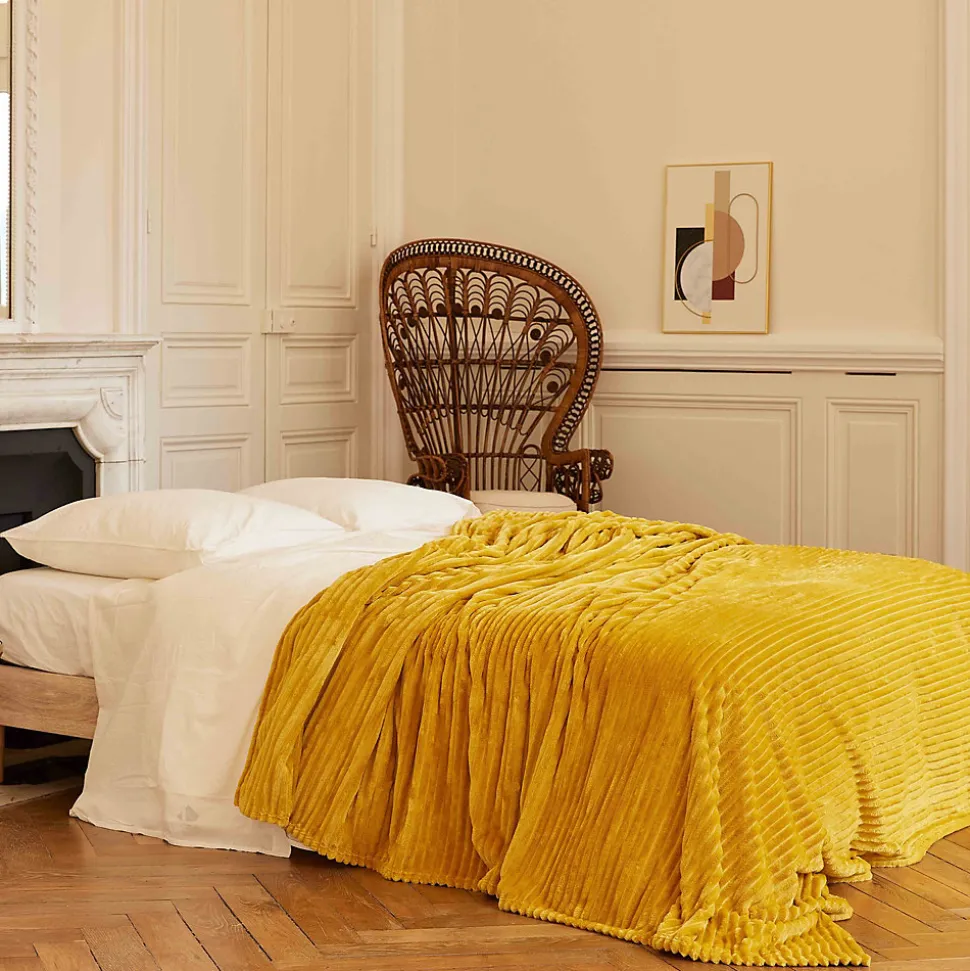 Couverture 100% polyester 180x240 cm microvelours DOLCE jaune miel