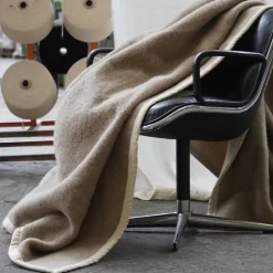 Couverture 100% pur laine vierge 240x260 cm PASTORALE blanchie