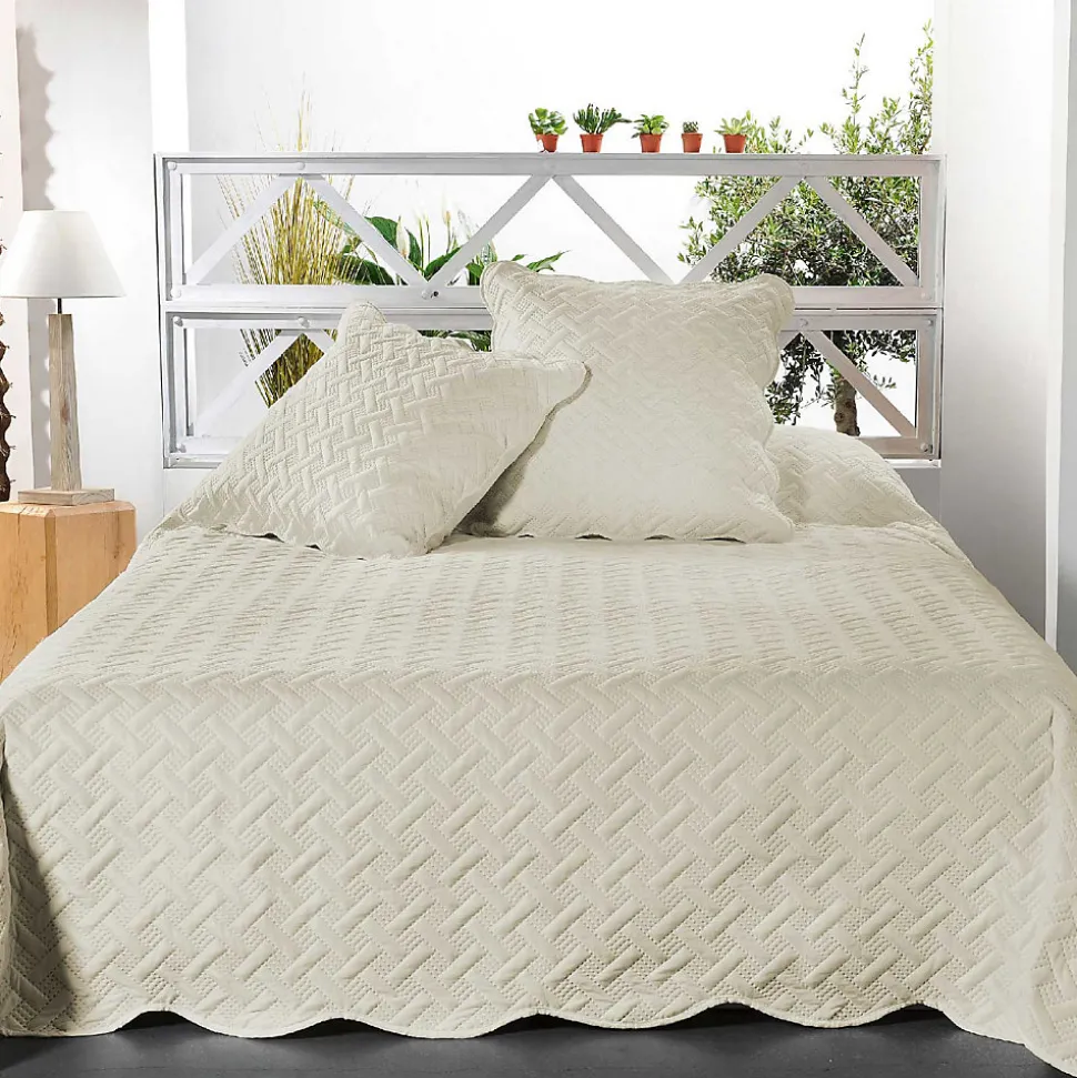 Couverture molletonné surpiquage graphique (250x260 cm - Beige)