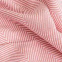 Couverture plaid 100% coton rose saumon avec franges 180x220cm ZIGORA - SACASA