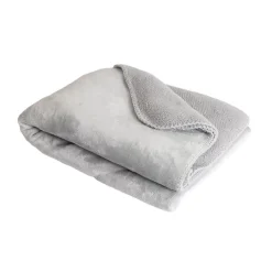 Couverture plaid gris clair 130x170cm SMOOTIK - SACASA