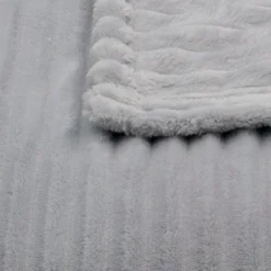 Couverture polaire - - Effet côtelé 3D (180x240 cm - Gris Perle)