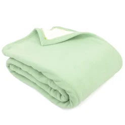 Couverture polaire luxe 240x260 cm 100% polyester 430g/m2 NARVIK Vert Tilleul