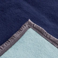 Couverture pure laine vierge Woolmark 500g/m² VOLTA 220x240 cm Bleu Marine/Myosotis