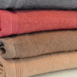 Couverture pure laine vierge Woolmark 500g/m² VOLTA 180x240 cm Marron Chamois