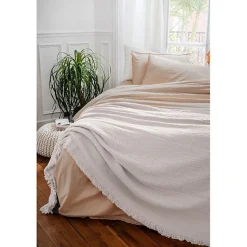 Couvre lit à franges 