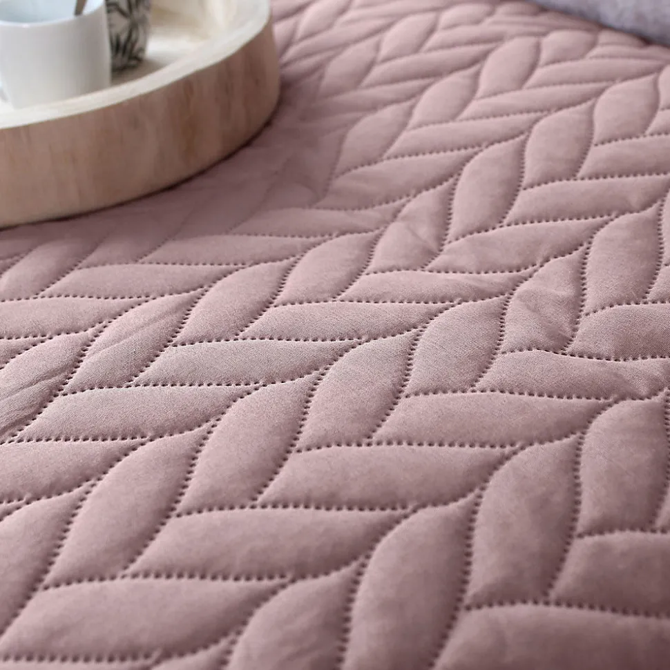 Couvre lit en microfibre dessin par ultrason (240x220 cm - Rose poudré)