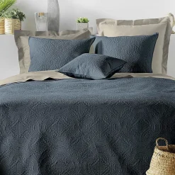 Couvre-lit 2 personnes matelassé 220x240 microfibre unie Romane bleu