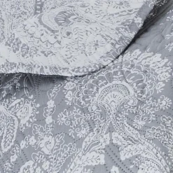 Dessus de lit 260 x 240 cm + 2 Taies 60 x 60 cm