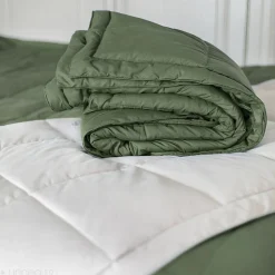 Dessus de lit polyester microfibre 260x240 cm LAZY vert argile