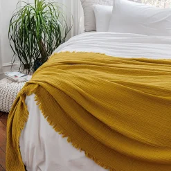 Dessus de lit 230x250 cm BREHAT 100% gaze de coton jaune miel
