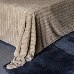 Dessus de lit 260x230 cm HERMINE fausse fourrure beige Naturel