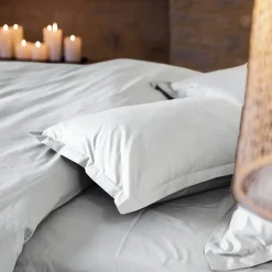 Drap housse uni 160x200 cm bonnet 35 cm percale de coton MANOIR blanc Neige