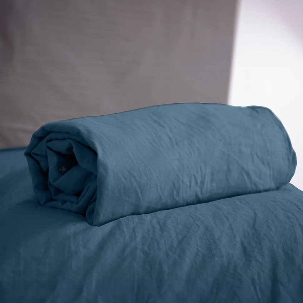 Drap housse uni 160x200 cm MILA 100% polyester micro lavée bleu nuit