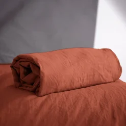 Drap housse uni 140x190 cm MILA polyester micro lavée rouge terracotta