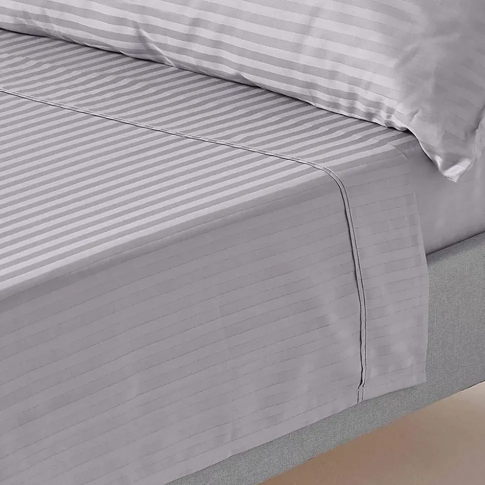 Drap plat satin rayé en coton égyptien 330 fils gris, 240x300 cm - HOMESCAPES