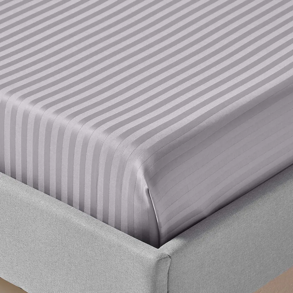 Drap plat satin rayé en coton égyptien 330 fils gris, 240x275 cm - HOMESCAPES