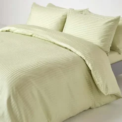 Drap plat satin rayé en coton égyptien 330 fils vert sauge, 230x255 cm - HOMESCAPES