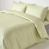 Drap plat satin rayé en coton égyptien 330 fils vert sauge, 240x300 cm - HOMESCAPES