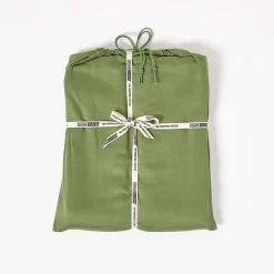 Drap plat uni en coton égyptien bio 400 fils vert mousse, 240x275 cm - HOMESCAPES
