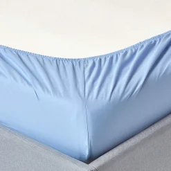 Drap-housse uni 90 x 190 cm 100 % coton égyptien 200 fils coloris bleu - HOMESCAPES