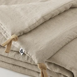 Édredon 150 x 150 cm lin lavé sable avec 4 nouettes en jute - LUISA