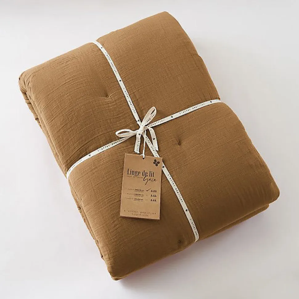 Edredon ou Bout de lit "Gaïa" toutes dimensions "Gaze de Coton" l'Effet Papillon - Gaia Camel - 180 x 240 cm