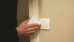 Eponge gomme magique Efface Tout Sans Détergent - Efface Trace Noires - Parquet, Mur Peint, Fenêtre, Carrelage-Métal, Bois, PVC