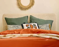 Goyave - lit coffre - 140x190 - en velours côtelé - sommier inclus - Best Mobilier