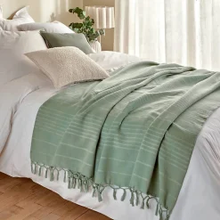 Jeté de lit Anjali 220x160 vert céladon en coton - Atmosphera