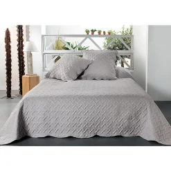Jeté de lit aux formes géométriques surpiquées (230x250 cm - Gris clair)