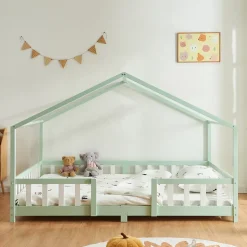 Lit cabane Treviolo avec matelas à mousse froid 200 x 140 cm vert menthe / blanc en.casa