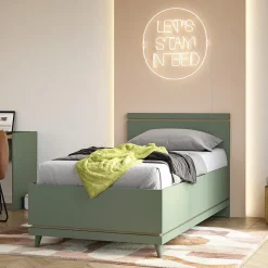 Lit coffre enfant NOKI 100x200 cm vert et bois Style scandinave