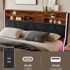 Lit coffre 160x200 cm en simili cuir noir et chêne clair, tête de lit avec rangements, prises USB et bandes LED