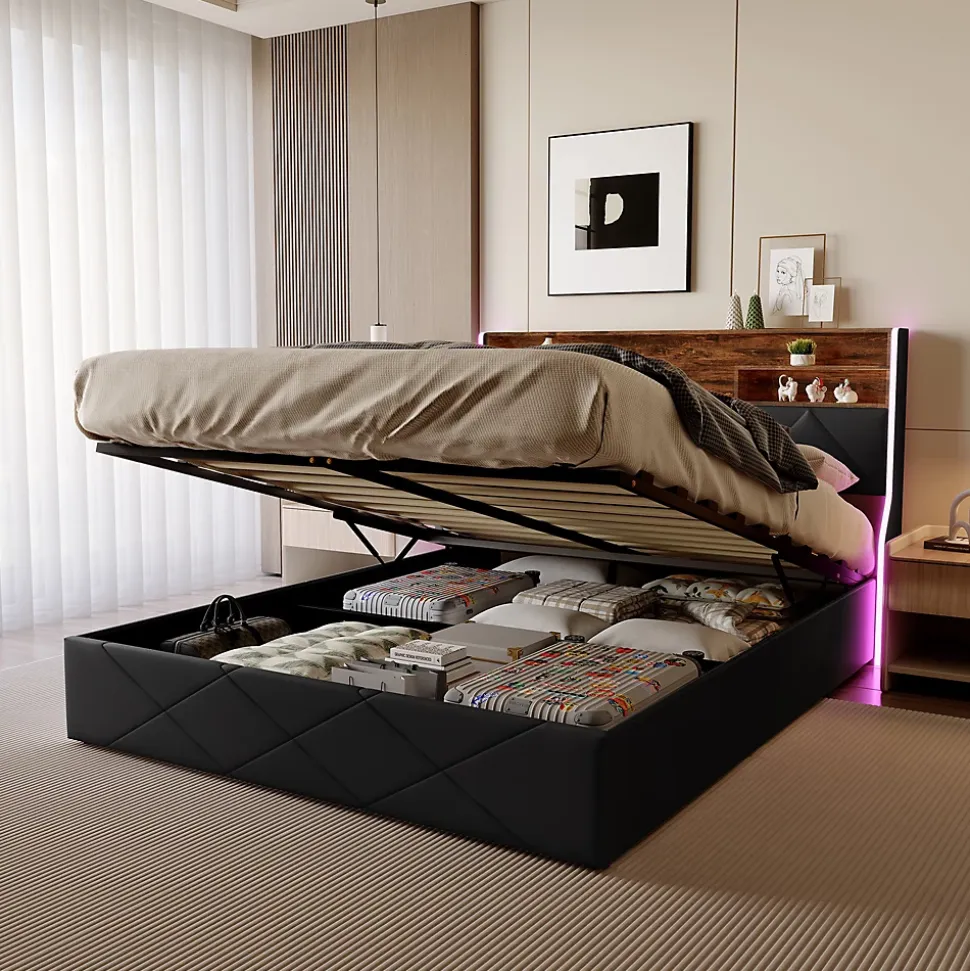 Lit coffre 160x200 cm en simili cuir noir et chêne clair, tête de lit avec rangements, prises USB et bandes LED